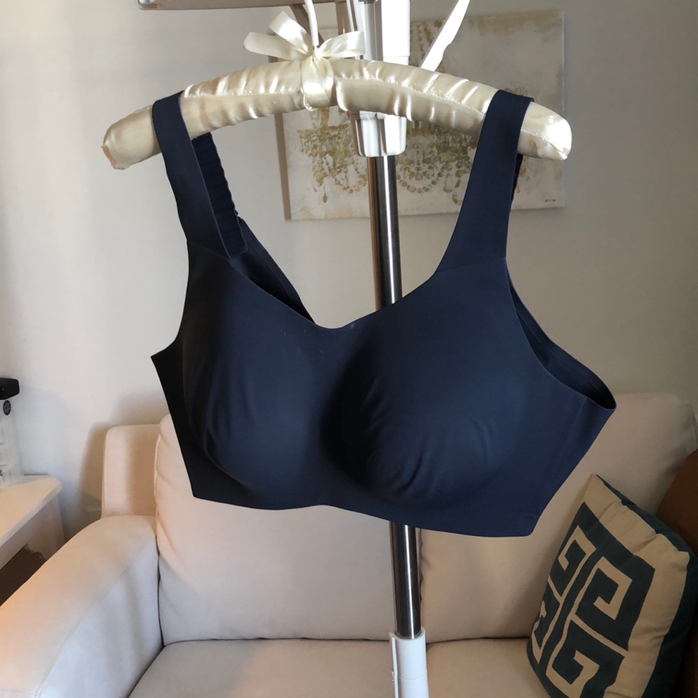 Knix catalyst sports bra brand new
